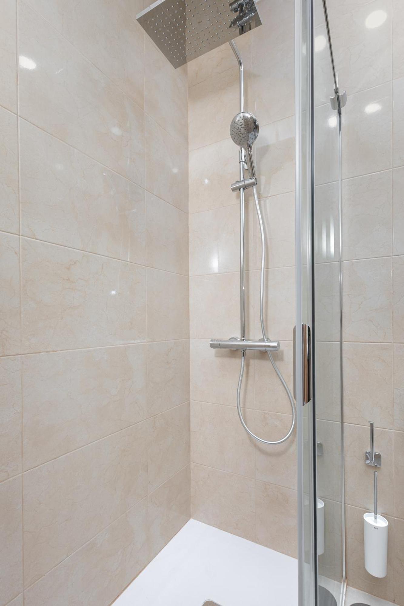 C41 - Modern & Comfy Flat City Center Apartment *